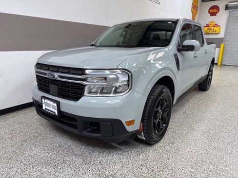 Used 2022 Ford Maverick Lariat w/ Lariat Luxury Package image 3