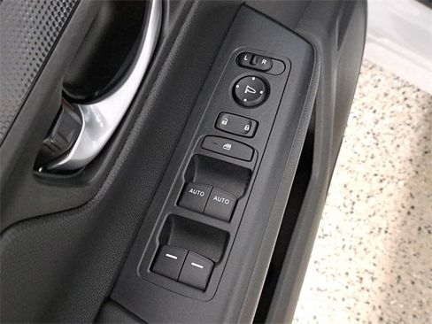 Used 2023 Honda CR-V Sport image 23