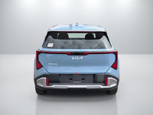 New 2027 Kia Seltos S FWD image 5