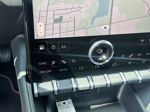 New 2027 GMC Terrain AT4 w/ Convenience Package III AWD/4WD image 28
