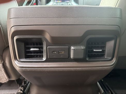 Used 2020 Chevrolet Silverado 1500 LT Trail Boss image 26