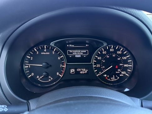 Used 2014 Nissan Altima 2.5 S w/ Sport Value Package image 9