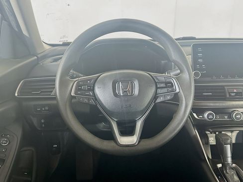 Used 2019 Honda Accord LX image 17