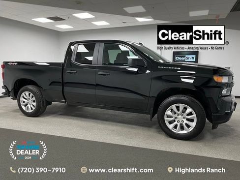 Used 2022 Chevrolet Silverado 1500 Custom AWD/4WD image 1