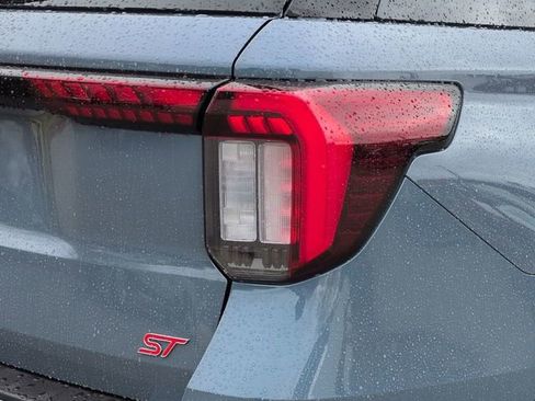 New 2026 Ford Explorer ST image 12