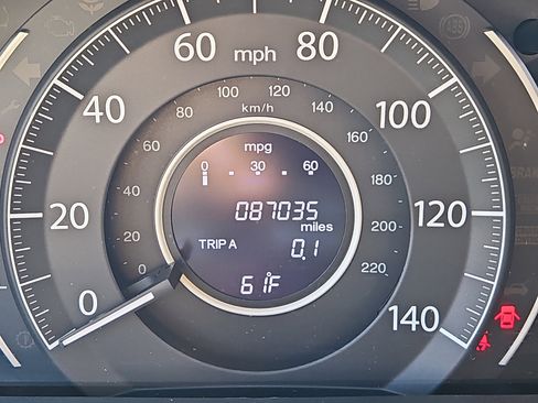 Used 2015 Honda CR-V LX image 6