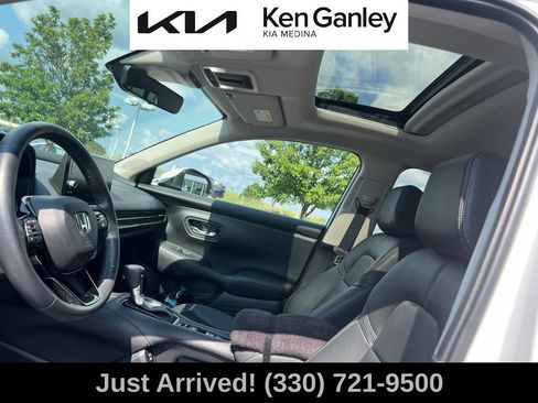 Used 2025 Honda HR-V EX-L image 11