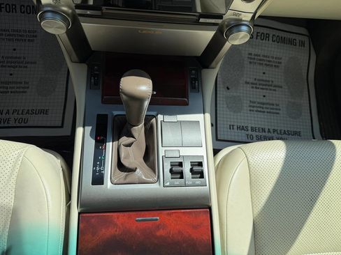 Used 2013 Lexus GX 460 w/ Comfort Plus Pkg image 19