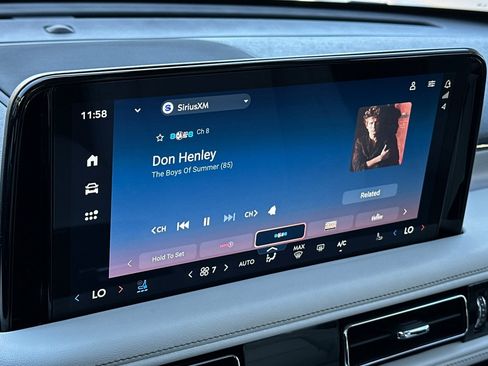 Used 2025 Lincoln Aviator Reserve w/ Illumination Package image 18