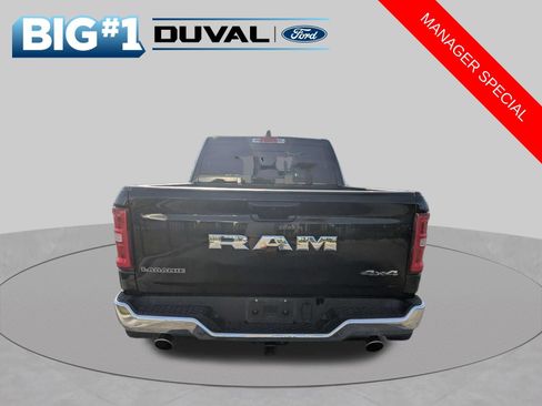 Used 2025 RAM 1500 Laramie AWD/4WD image 5