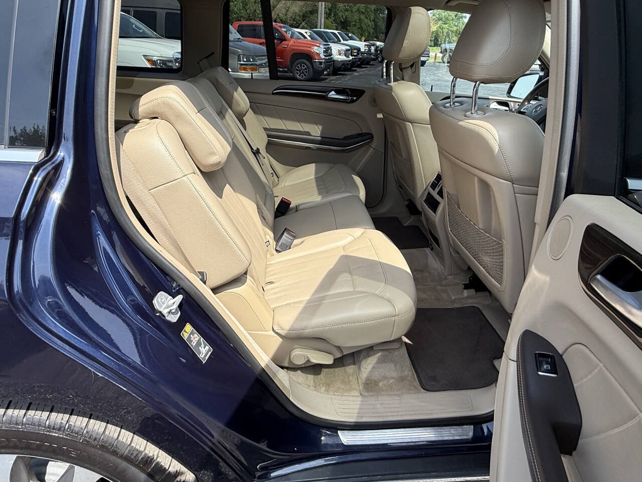 Used 2014 Mercedes-Benz GL 350 BlueTEC 4MATIC image 25