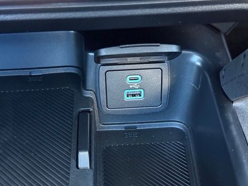 New 2025 Ford Bronco Badlands image 30