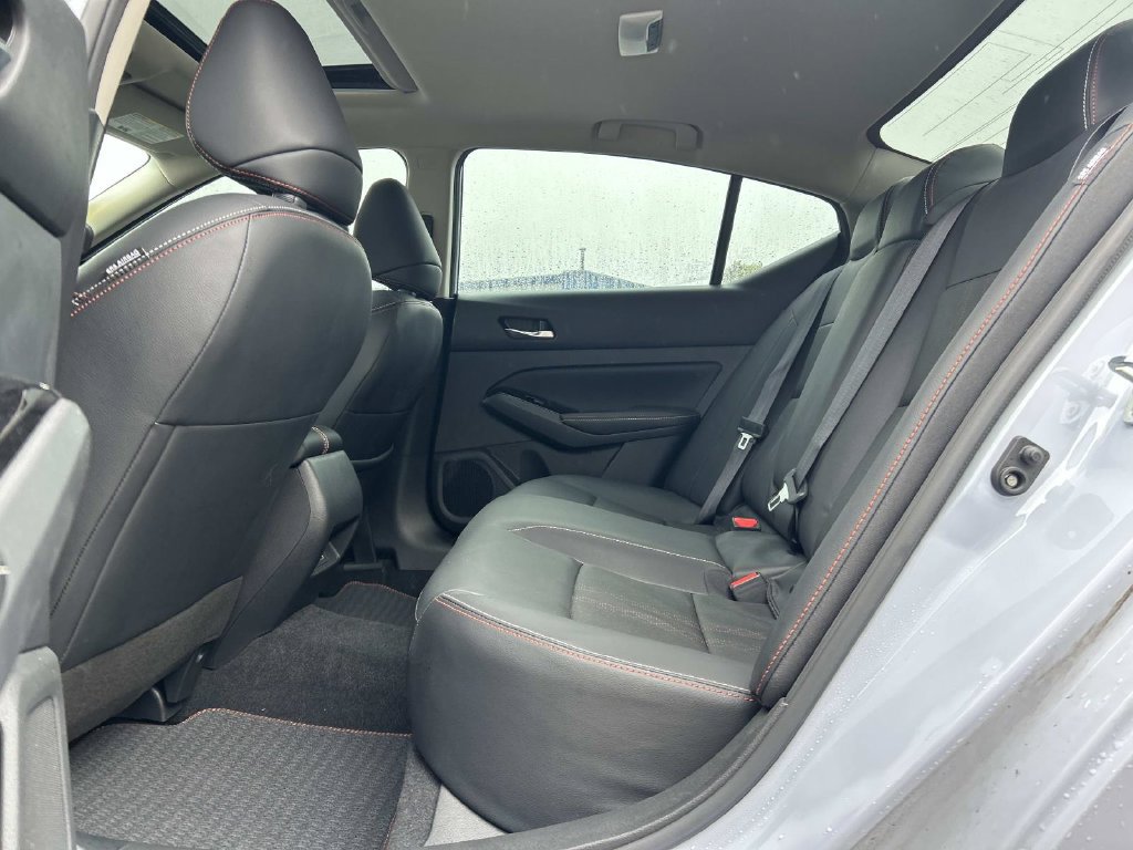 Certified 2024 Nissan Altima 2.5 SR w/ SR Premium Package AWD/4WD image 15