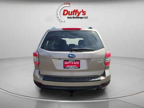 Used 2015 Subaru Forester 2.5i Premium AWD/4WD image 18