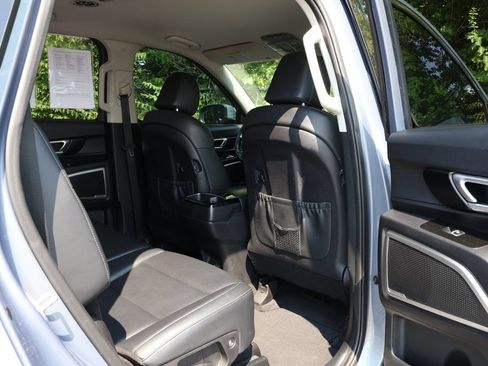 Used 2020 Kia Telluride LX AWD/4WD image 46