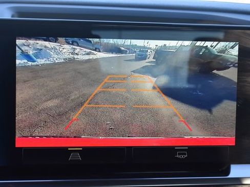 Used 2023 Chevrolet Silverado 1500 LT AWD/4WD image 32