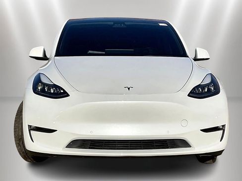Used 2021 Tesla Model Y Performance AWD/4WD image 2