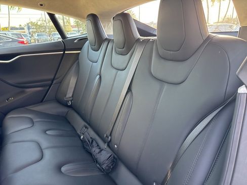 Used 2016 Tesla Model S 90D image 6