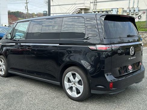 New 2025 Volkswagen ID. Buzz Pro S RWD image 6