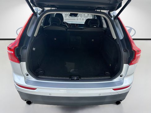 Used 2019 Volvo XC60 T5 Momentum w/ Premium Package FWD image 25