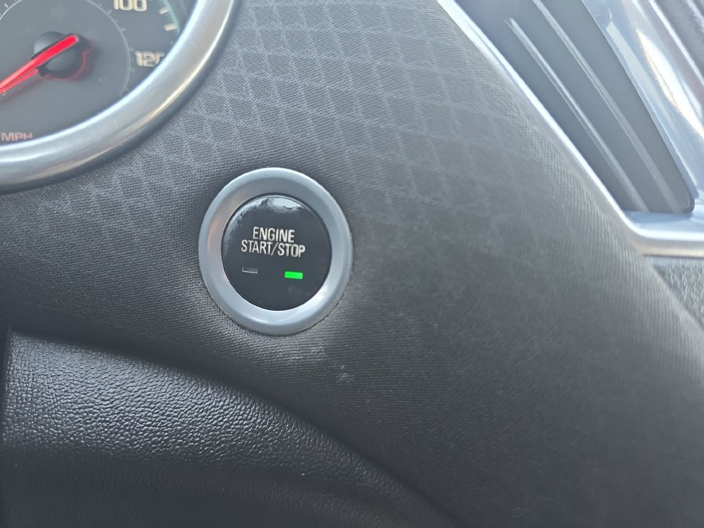 Used 2019 Chevrolet Malibu LT FWD image 27