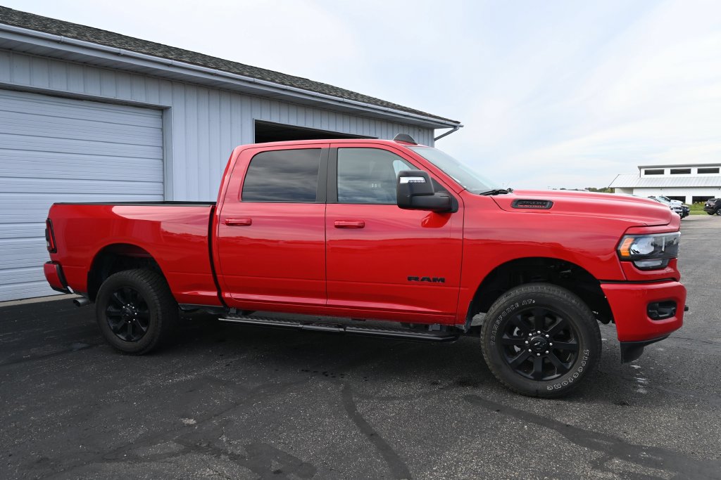 Used 2024 RAM 2500 Big Horn w/ Night Edition AWD/4WD image 10