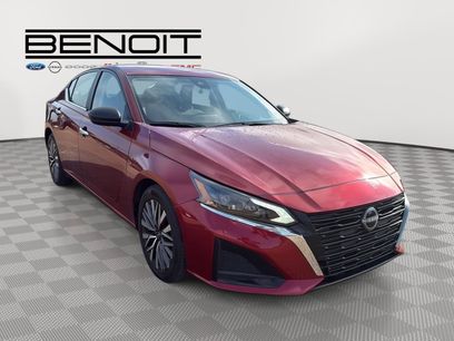 Used 2024 Nissan Altima 2.5 SV