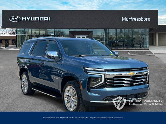 Used 2025 Chevrolet Tahoe Premier AWD/4WD image 3