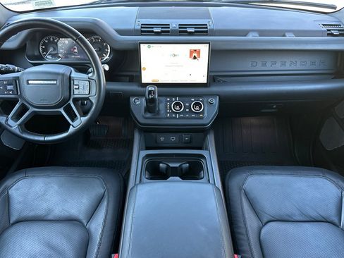 Used 2023 Land Rover Defender 130 X-Dynamic SE image 17