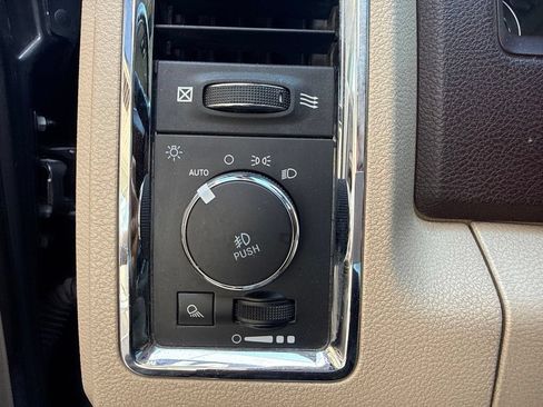 Used 2017 RAM 1500 Laramie w/ Convenience Group AWD/4WD image 24