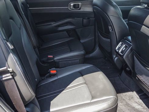 Certified 2024 Kia Sorento X-Line EX AWD/4WD image 14