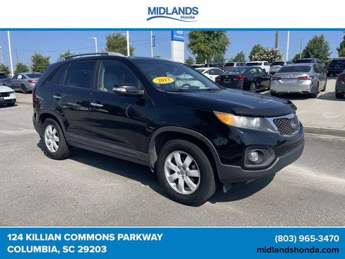 Used 2013 Kia Sorento LX w/ Convenience Pkg FWD image 1