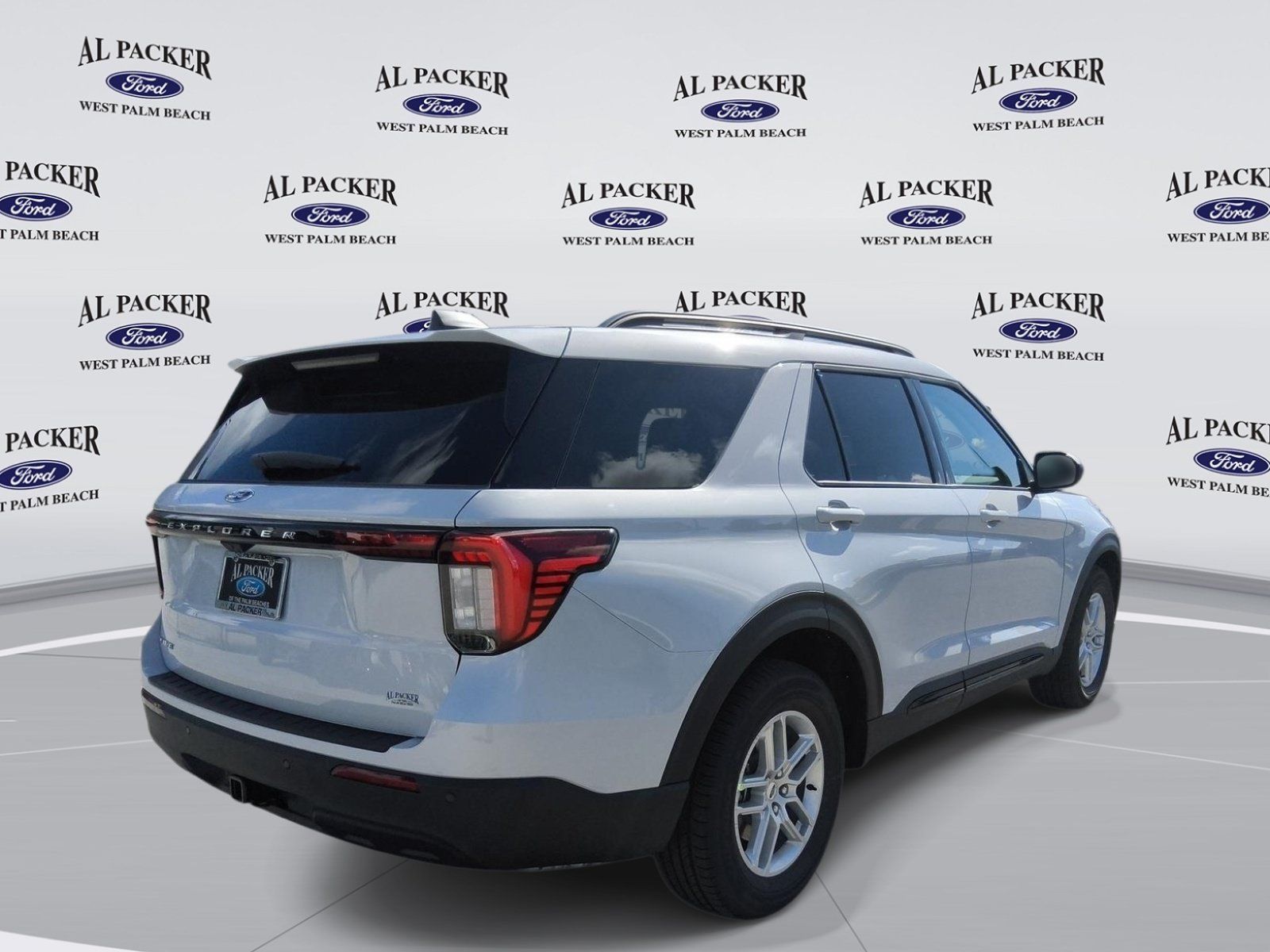 New 2026 Ford Explorer Active RWD image 6
