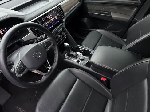 Used 2022 Volkswagen Atlas SEL image 11