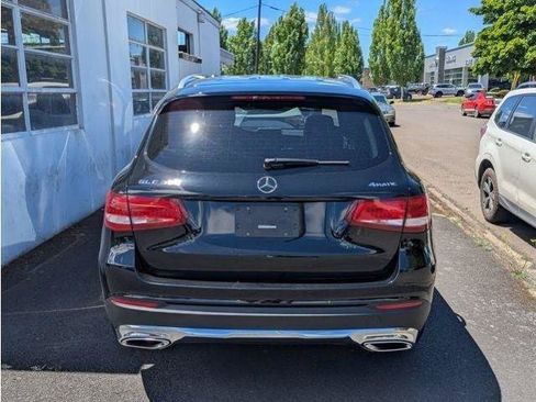 Used 2019 Mercedes-Benz GLC 300 4MATIC image 42