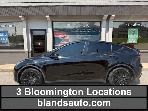 Used 2021 Tesla Model Y Long Range AWD/4WD image 1
