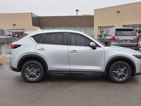 Used 2021 MAZDA CX-5 Touring image 5