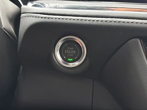Used 2025 Chevrolet Suburban Z71 AWD/4WD image 25