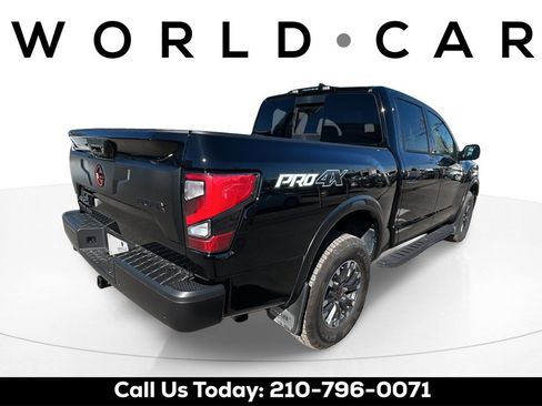 Used 2024 Nissan Titan PRO-4X w/ Pro-4x Convenience Package image 17
