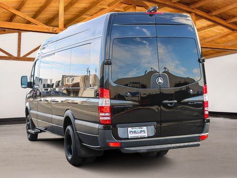 Used 2017 Mercedes-Benz Sprinter 3500 image 4