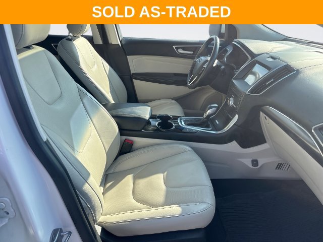 Used 2017 Ford Edge Titanium w/ Equipment Group 302A FWD image 26