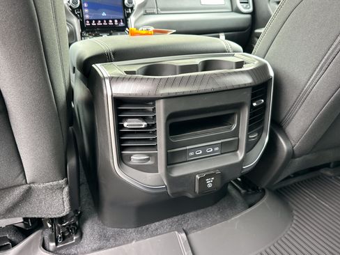New 2026 RAM 1500 Big Horn AWD/4WD image 31