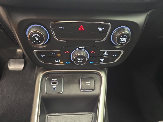 Used 2019 Jeep Compass Sport FWD image 23