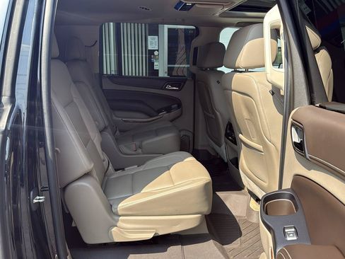 Used 2016 Chevrolet Suburban LTZ AWD/4WD image 28