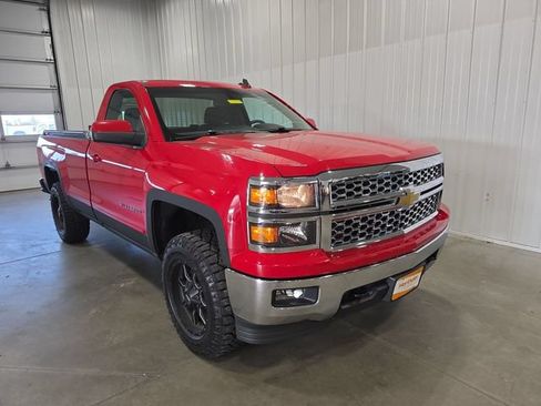 Used 2015 Chevrolet Silverado 1500 LT w/ LT Convenience Package AWD/4WD image 2