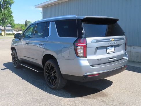 Used 2023 Chevrolet Tahoe LT w/ LT Signature Package AWD/4WD image 10
