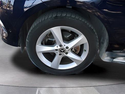 Used 2017 Mercedes-Benz GLE 350 4MATIC image 11