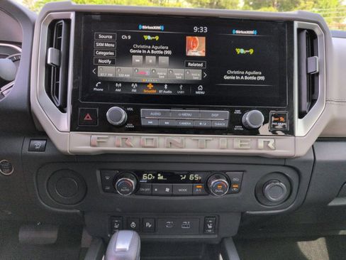 Certified 2025 Nissan Frontier SV w/ SV Convenience Package RWD image 22