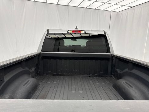 Used 2021 RAM 1500 Big Horn AWD/4WD image 11