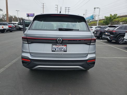 Used 2025 Volkswagen Taos S FWD image 11